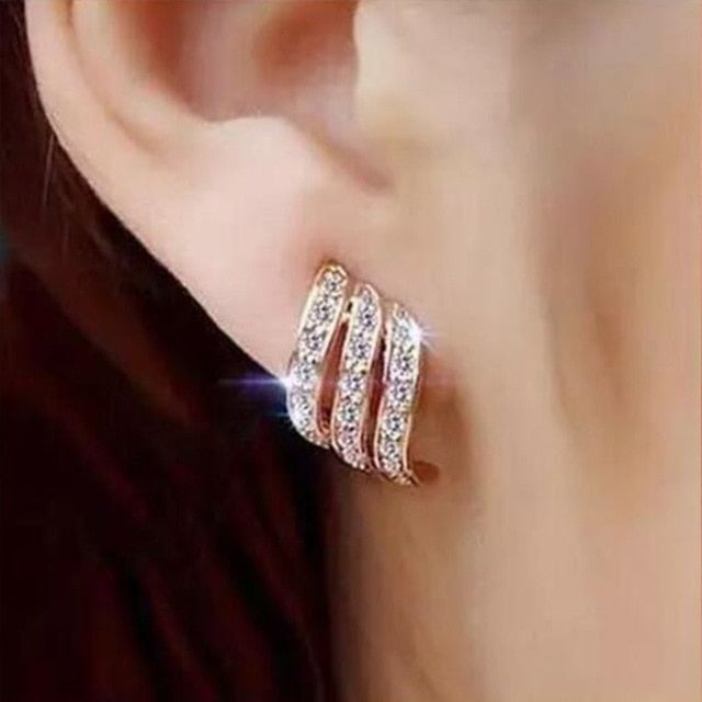 Pink Stone Crystal Flower Drop Earrings for Women Fashion Gold Rhinestones Earrings Modern Jewelry Gift